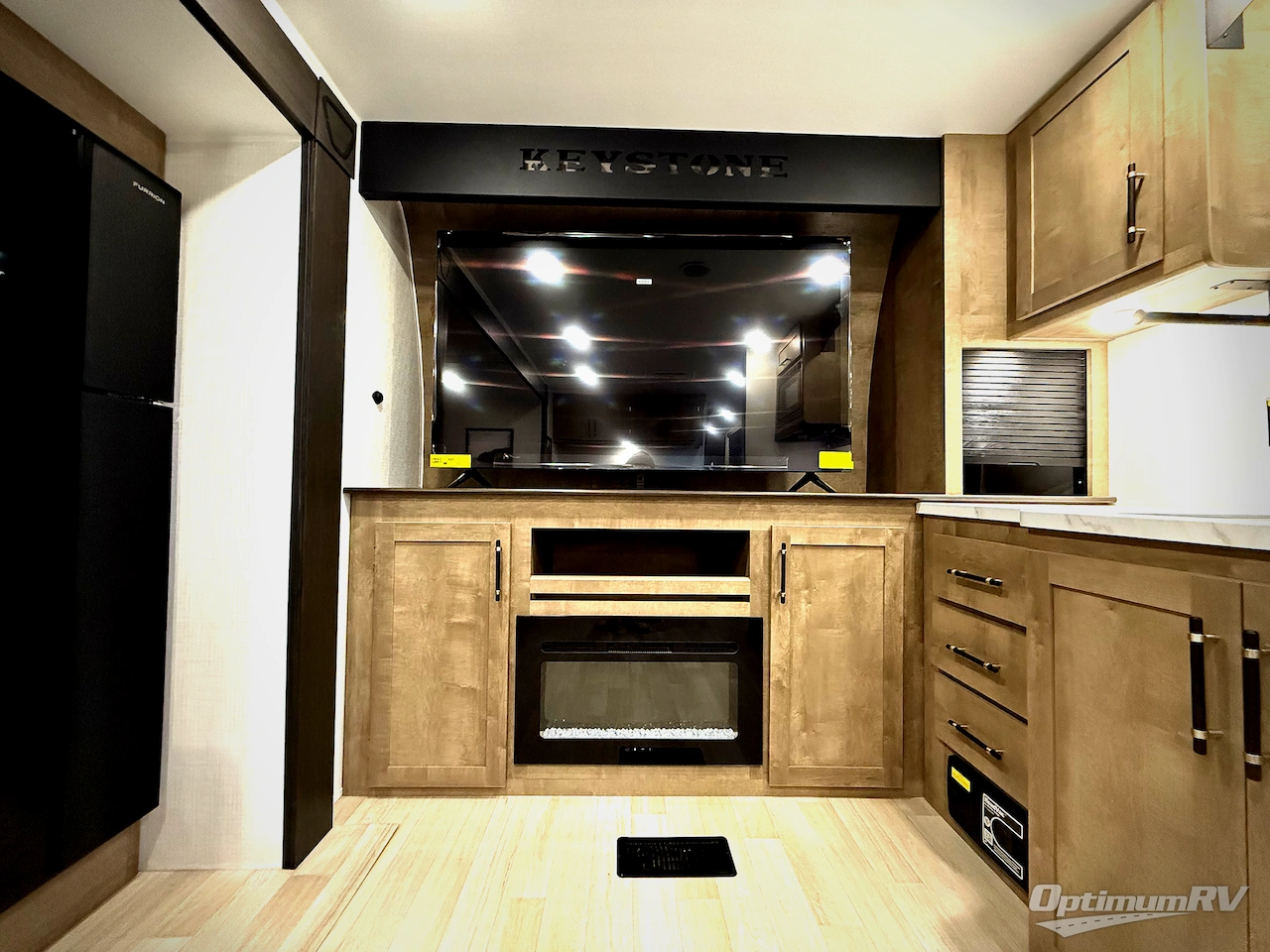 2026 Keystone Springdale 29HAVEN Photo 9