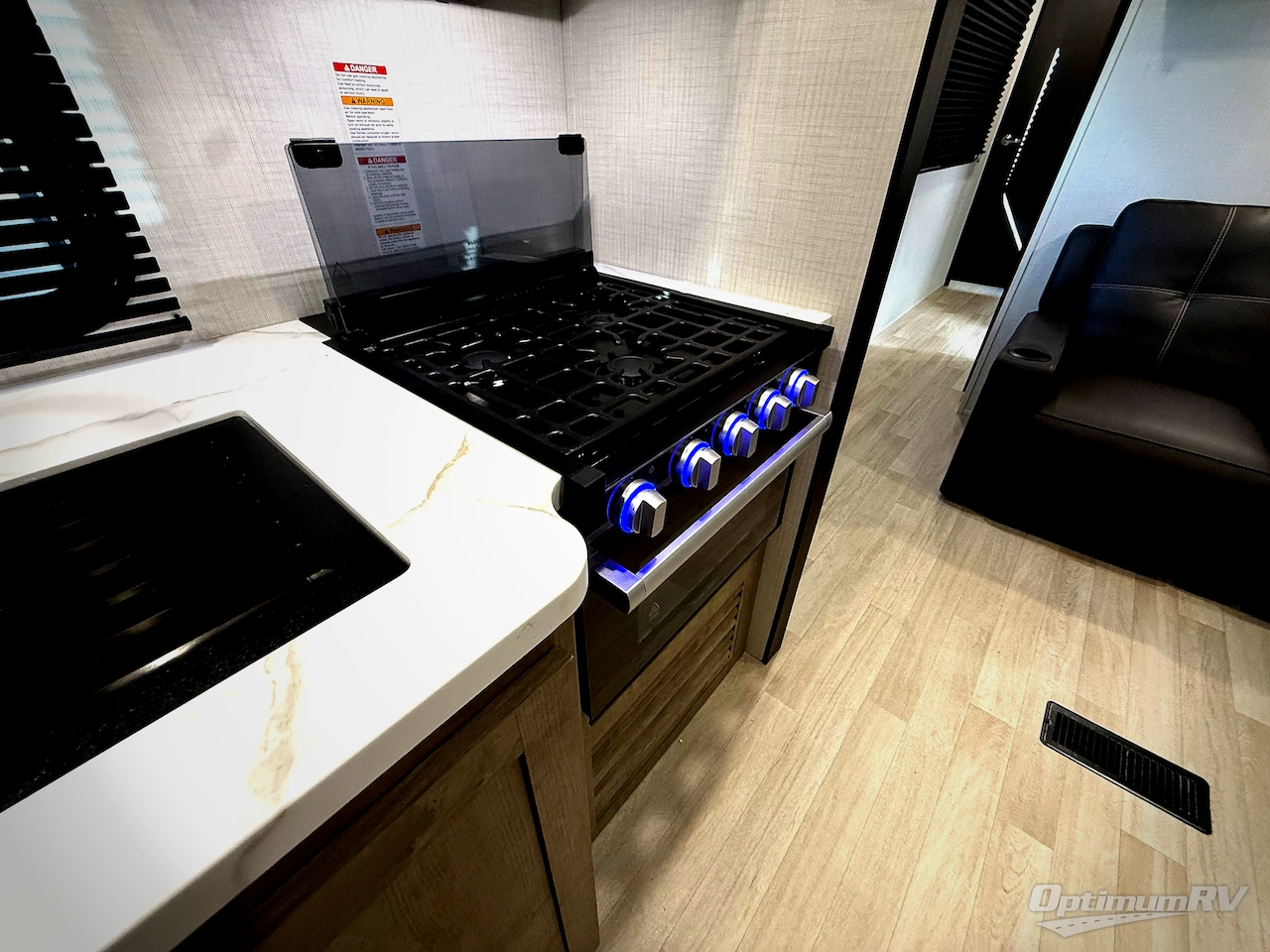 2026 Keystone Springdale 29HAVEN Photo 14