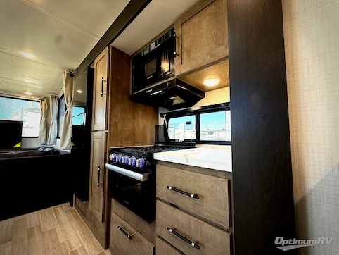 2026 Keystone Springdale 31SUNROOM RV Photo 3