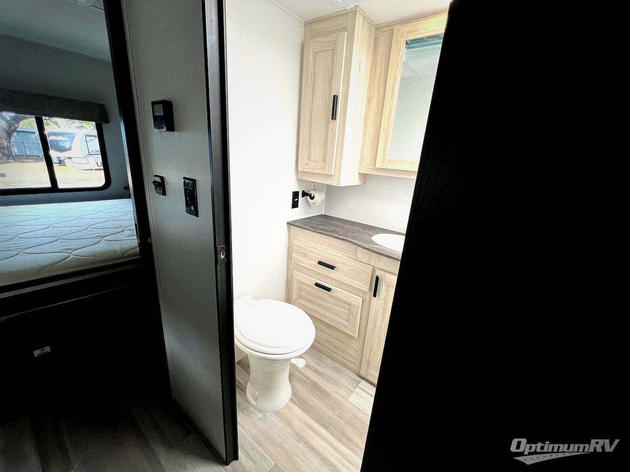 2023 Forest River Sunseeker LE 3250DSLE Ford Photo 25