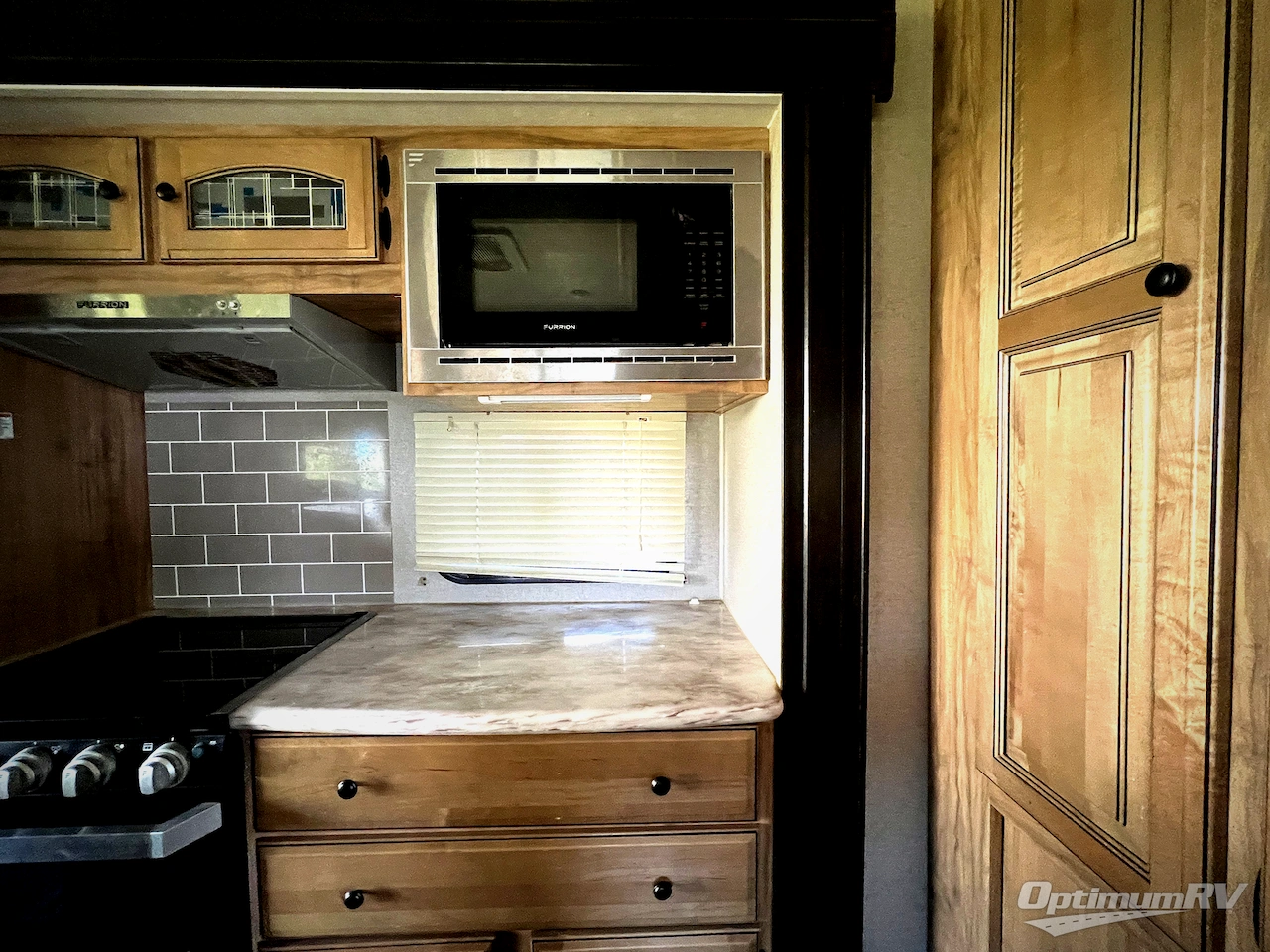 2020 Coachmen Freedom Express Liberty Edition 323BHDSLE Photo 12