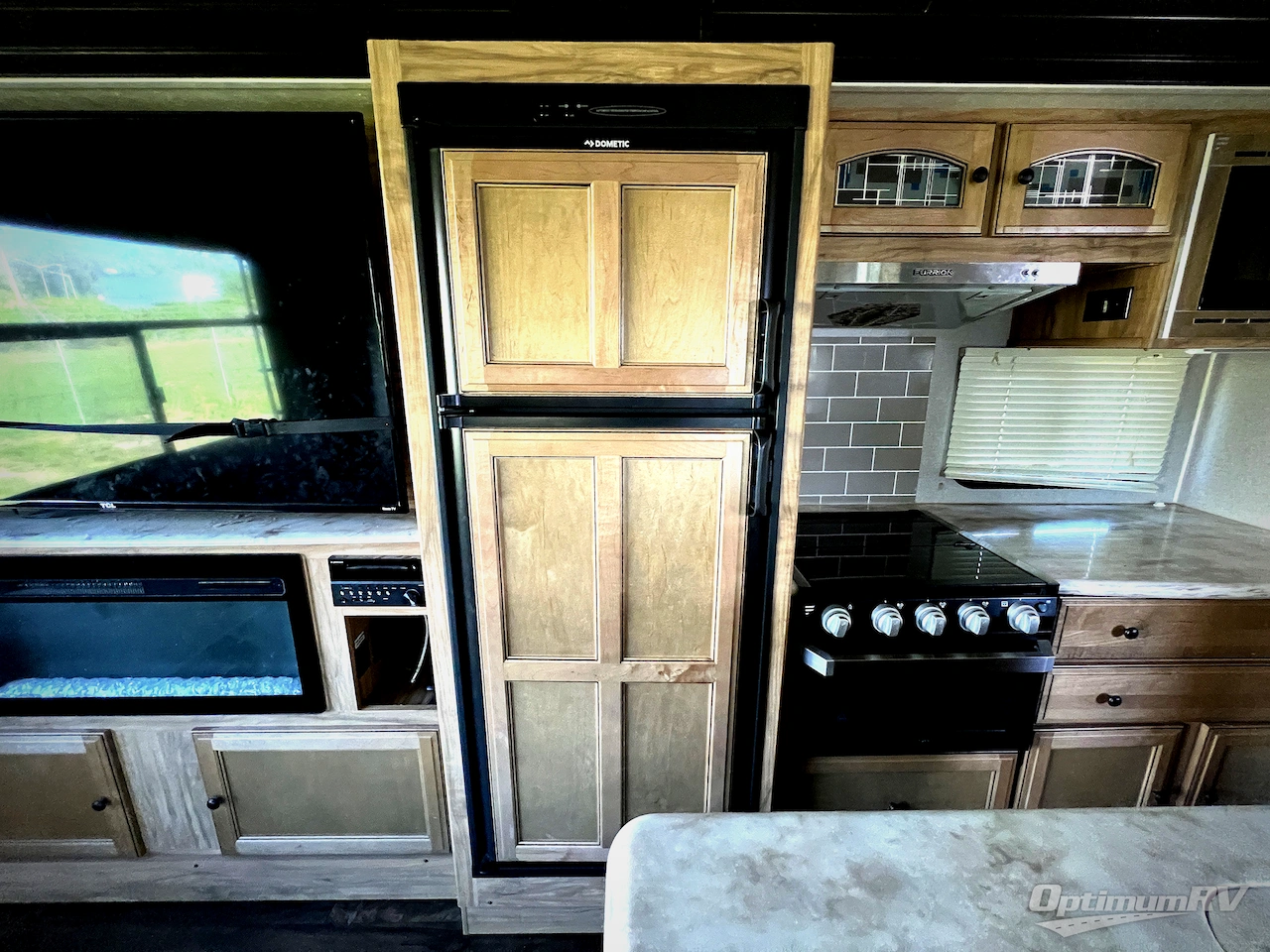 2020 Coachmen Freedom Express Liberty Edition 323BHDSLE Photo 13