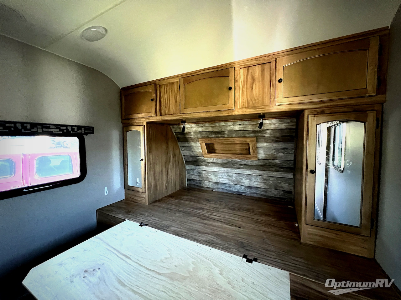 2020 Coachmen Freedom Express Liberty Edition 323BHDSLE Photo 16