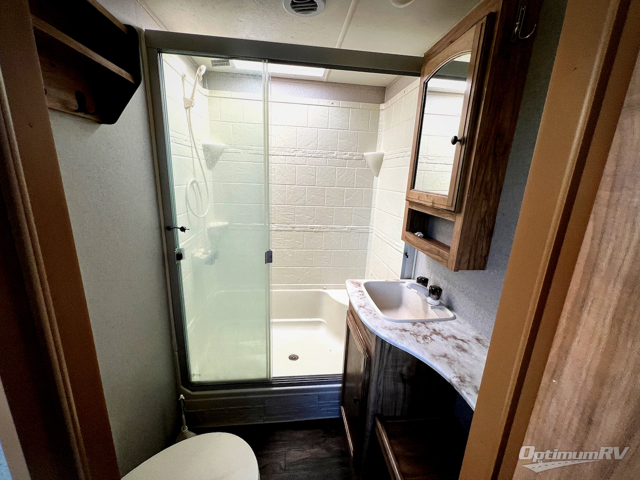 2020 Coachmen Freedom Express Liberty Edition 323BHDSLE Photo 17