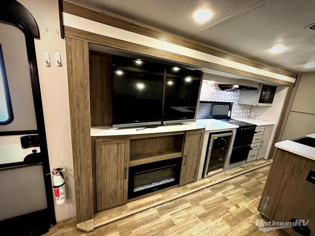 2024 Forest River Vibe 34XL Photo 15