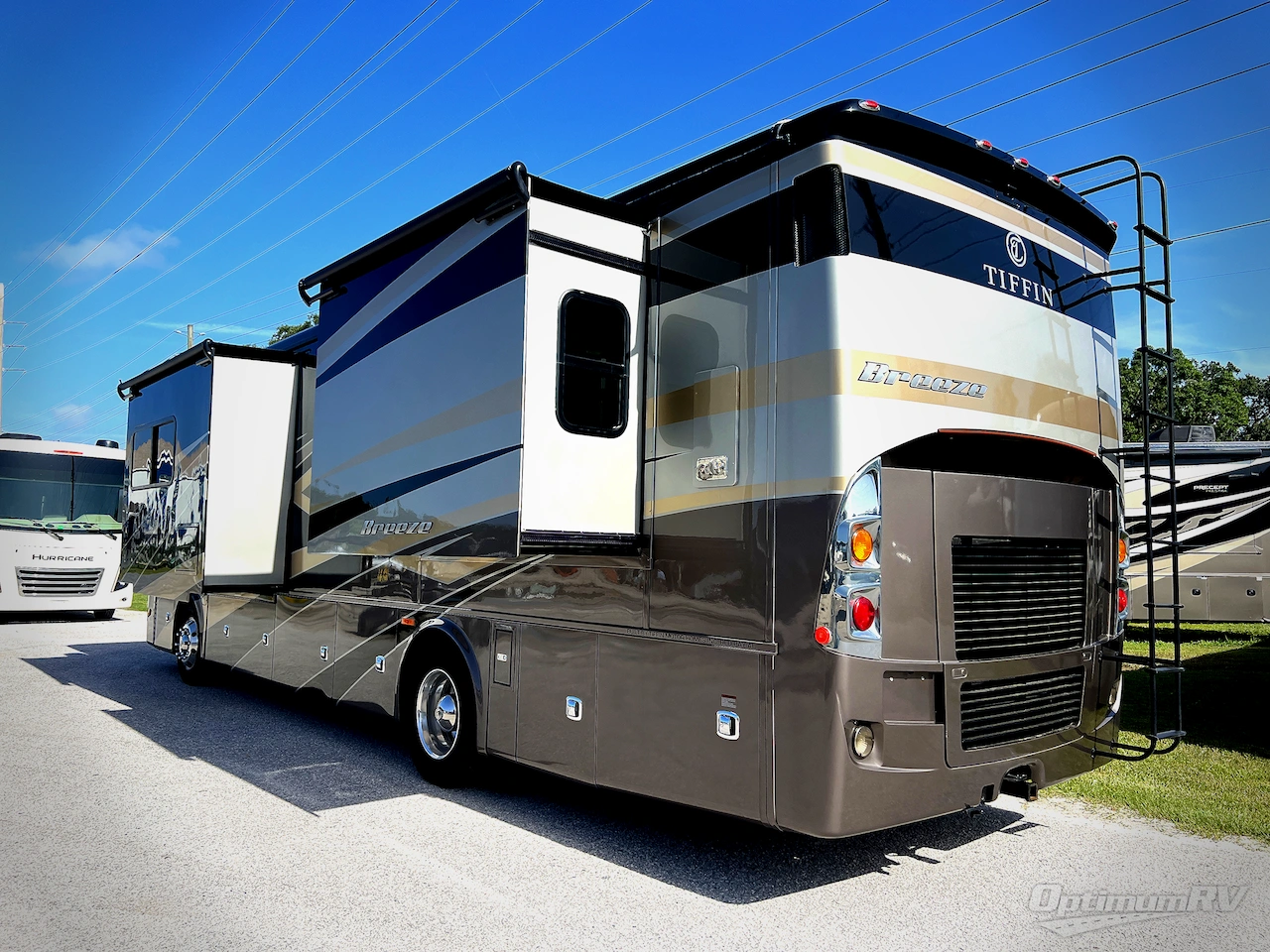 2020 Tiffin Allegro Breeze 33 BR Photo 2