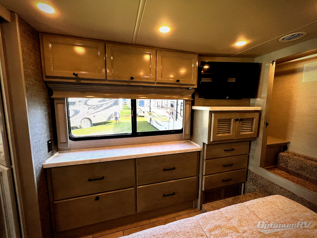2020 Tiffin Allegro Breeze 33 BR Photo 19