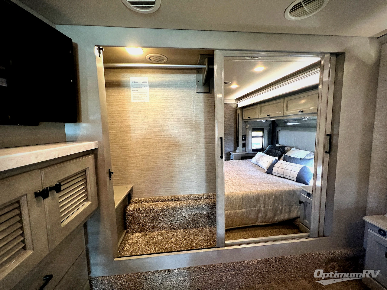 2020 Tiffin Allegro Breeze 33 BR Photo 20