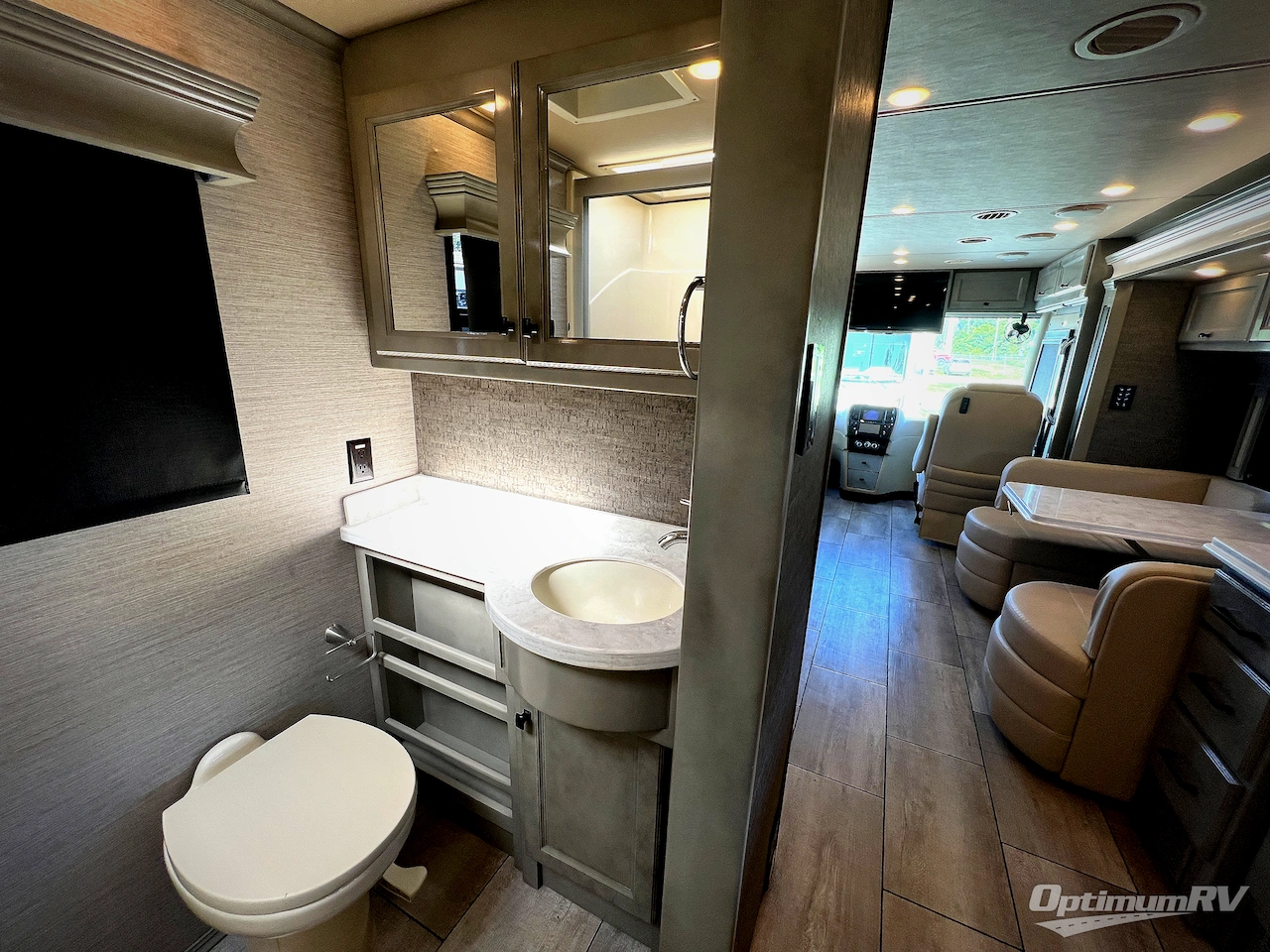 2020 Tiffin Allegro Breeze 33 BR Photo 22