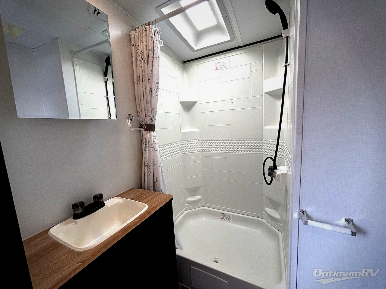 2023 Keystone Springdale 293RK Photo 16