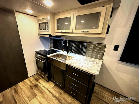 2024 Dutchmen Aspen Trail Loft 260THLOFT RV Photo 2