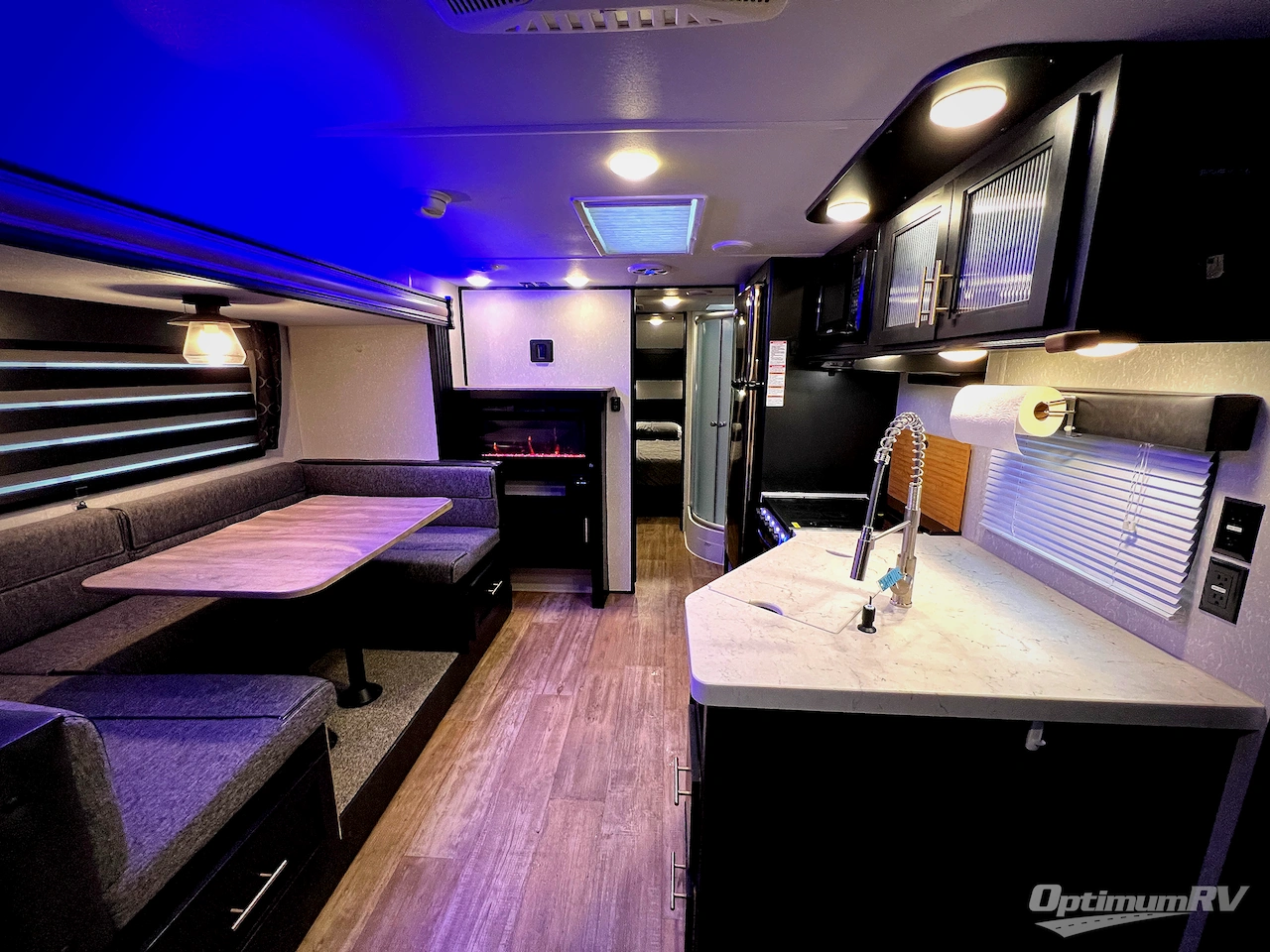 2021 Forest River Cherokee Grey Wolf 23MK Photo 5