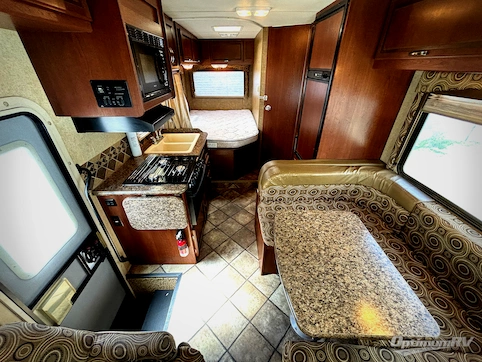 2014 Thor FREEDOM ELITE 23H RV Photo 3