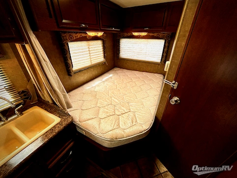 2014 Thor FREEDOM ELITE 23H RV Photo 4