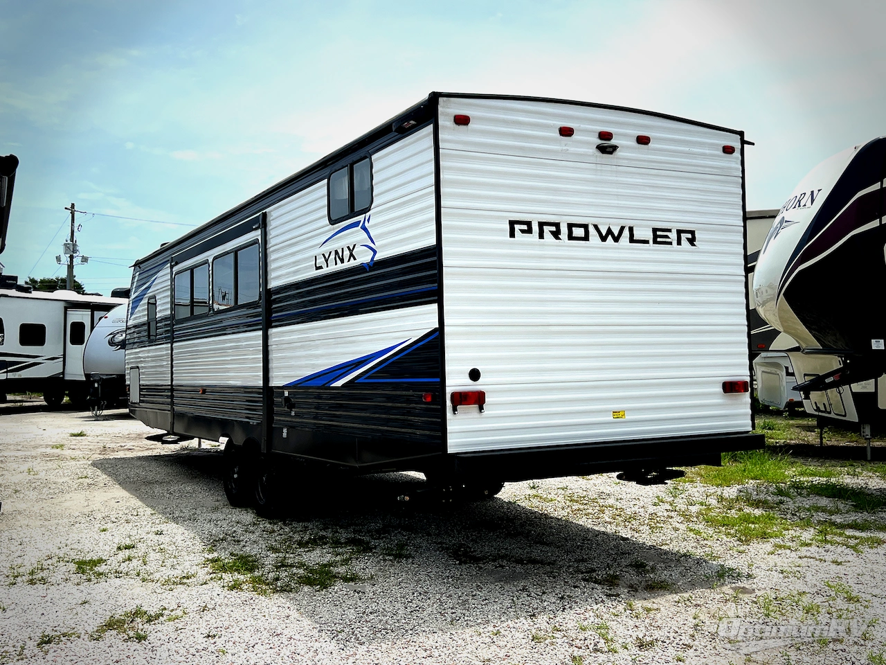 2024 Heartland Prowler Lynx 302BHX Photo 3