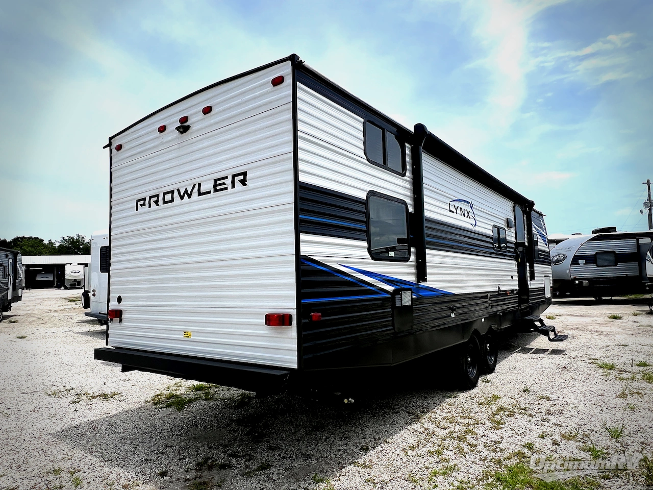 2024 Heartland Prowler Lynx 302BHX Photo 2