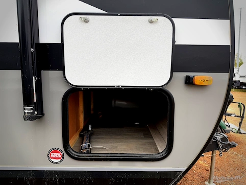 2023 Jayco Jay Flight 324BDS RV Photo 4