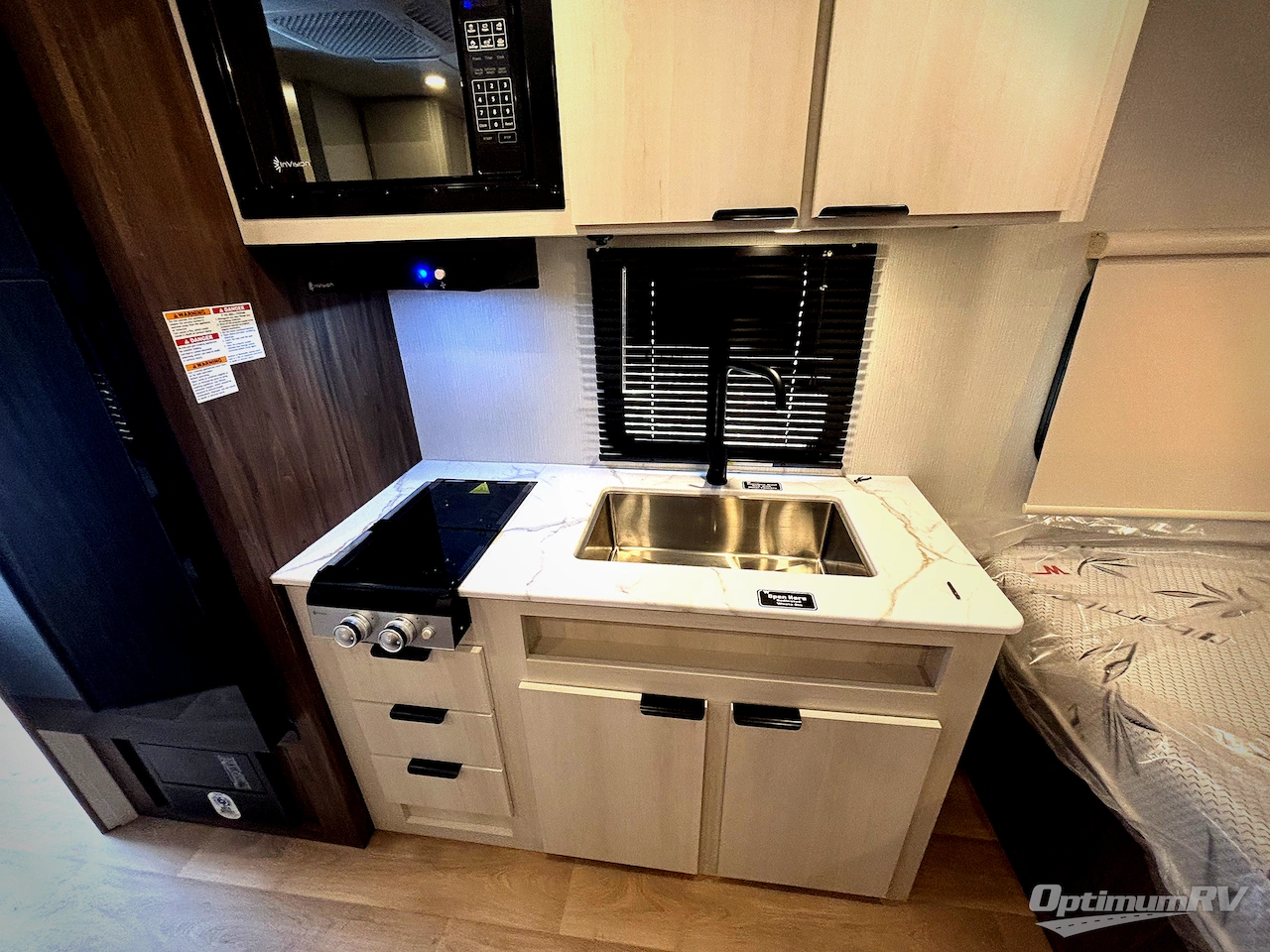 2027 Winnebago Access 18DBH Photo 8