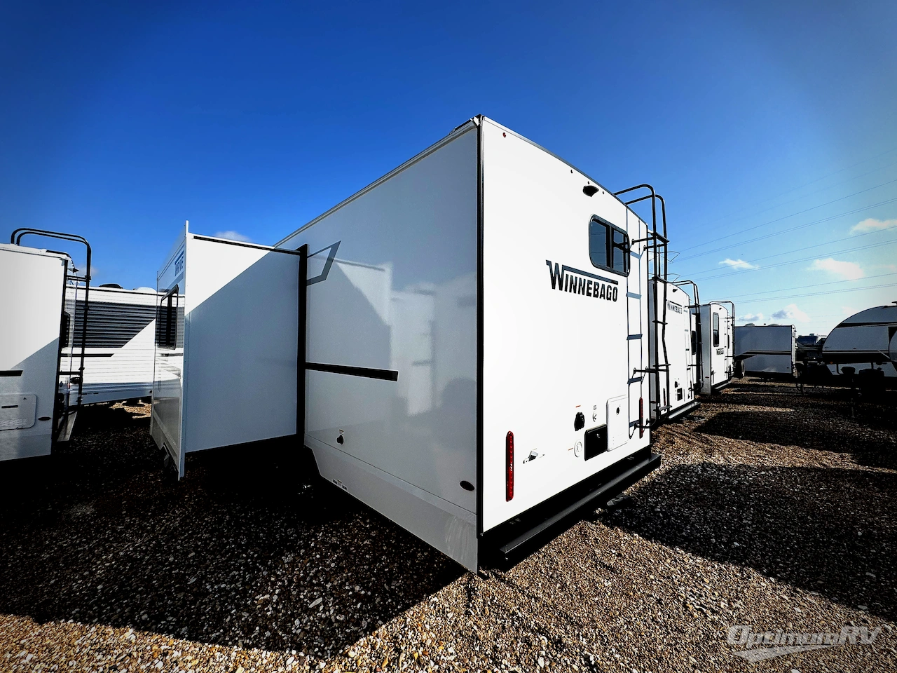 2026 Winnebago Thrive 22MBH Photo 3