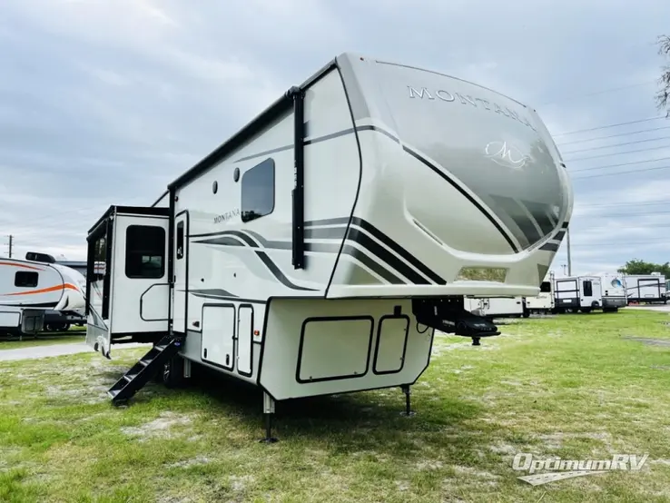 2022 Keystone Montana 3121RL RV Photo 1