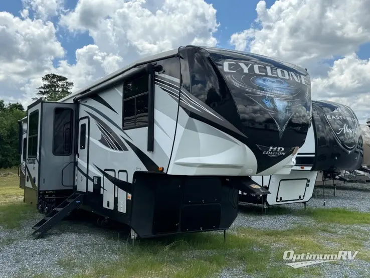 2021 Heartland Cyclone 4005 RV Photo 1