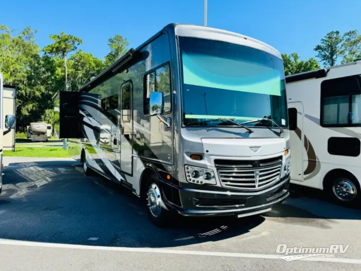 2021 Fleetwood Southwind 37F RV Photo 1