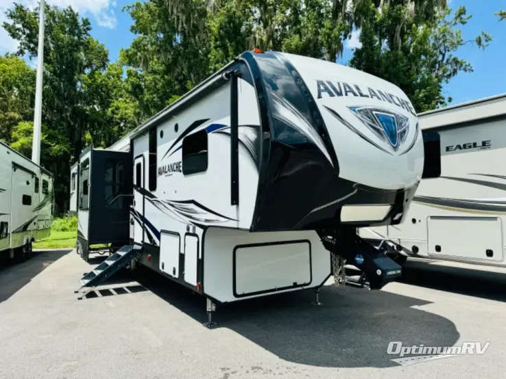 2019 Keystone Avalanche 376RD RV Photo 1