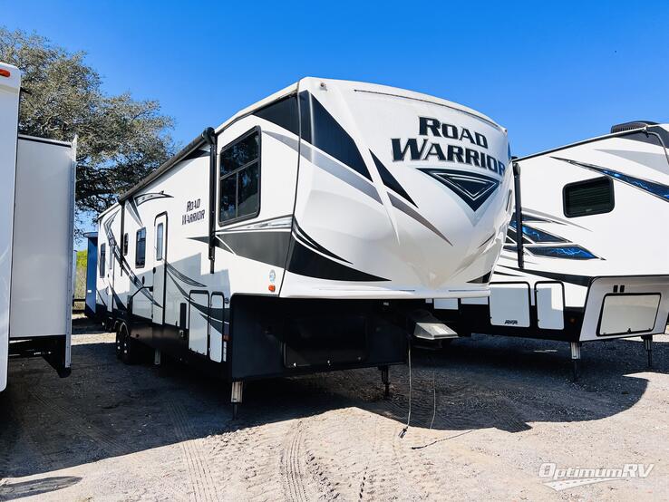 2019 Heartland Road Warrior 387 RV Photo 1