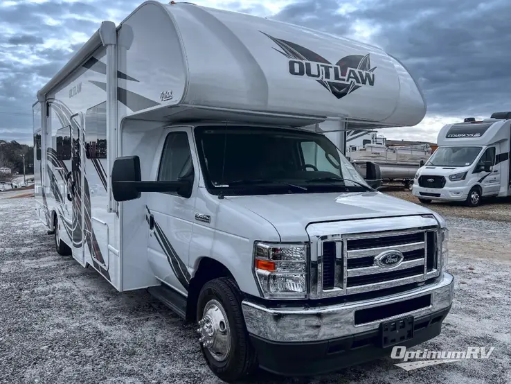 2023 Thor Outlaw 29J RV Photo 1