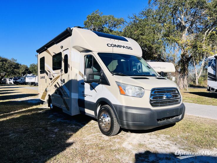 2017 Thor Compass 23TR RV Photo 1