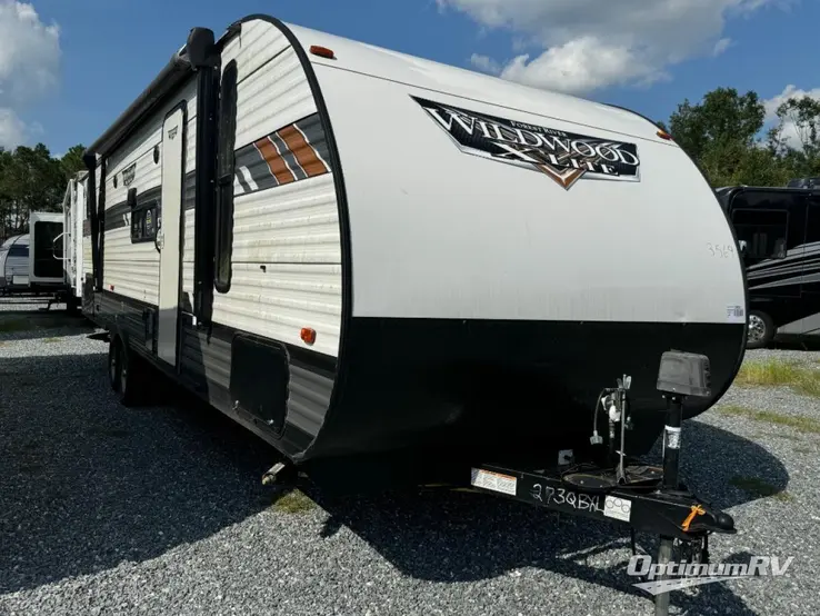 2022 Forest River Wildwood X-Lite 273QBXL RV Photo 1