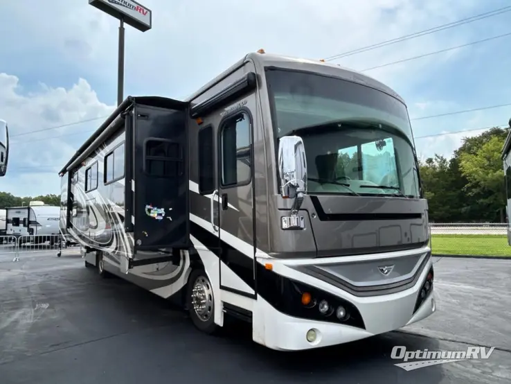 2013 Fleetwood Expedition 38B RV Photo 1