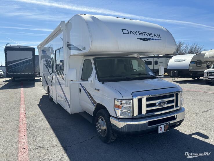 2019 Thor Daybreak 27DB RV Photo 1