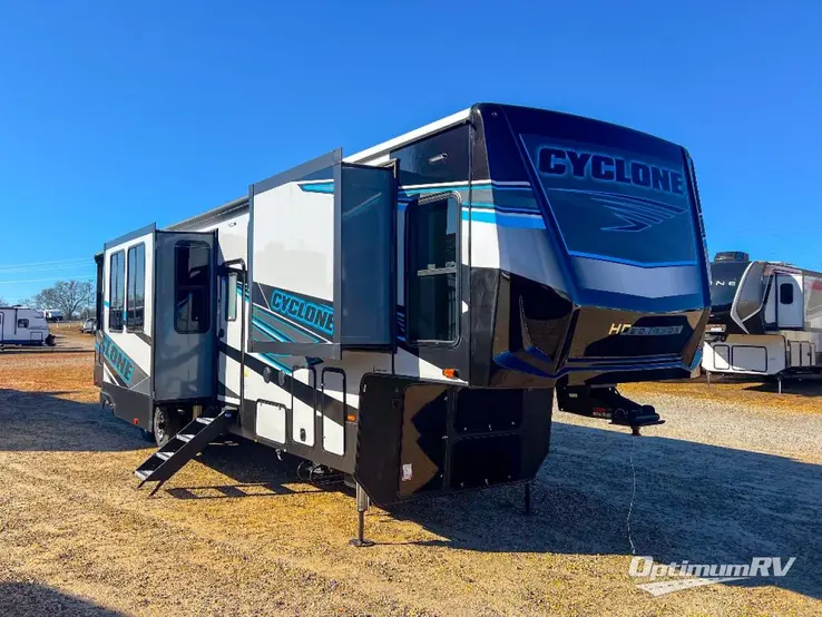 2024 Heartland Cyclone 3714 RV Photo 1