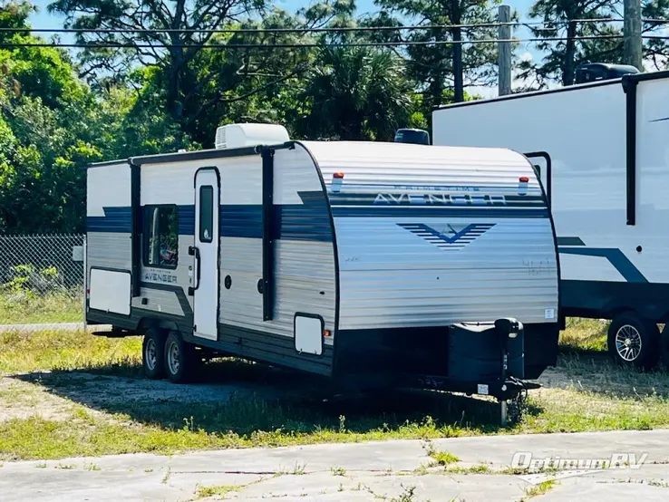 2022 Prime Time Avenger 26BK RV Photo 1