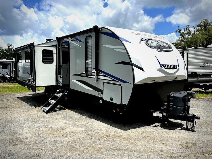 2021 Forest River Cherokee Alpha Wolf 26RL-L RV Photo 1