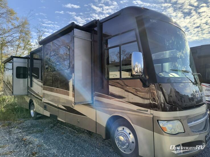 2015 Itasca Suncruiser 35P RV Photo 1