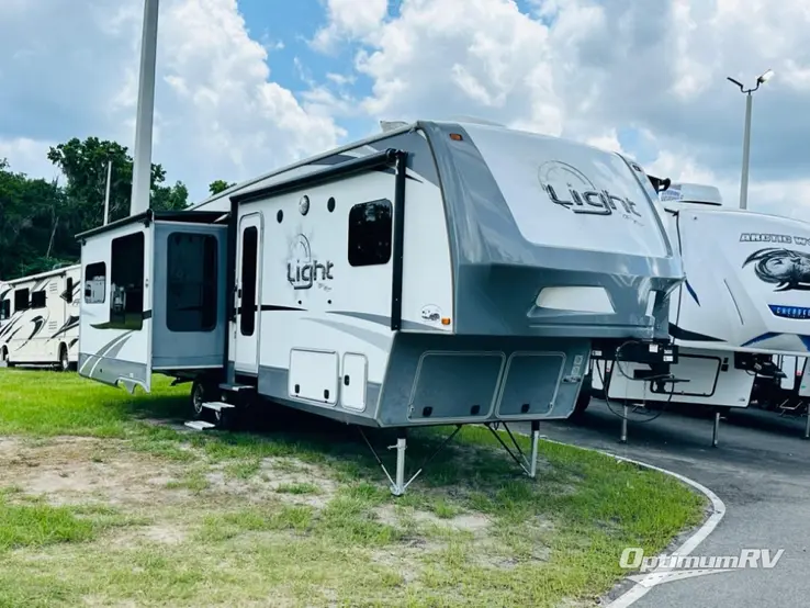 2018 Highland Ridge Open Range Light LF297RLS RV Photo 1