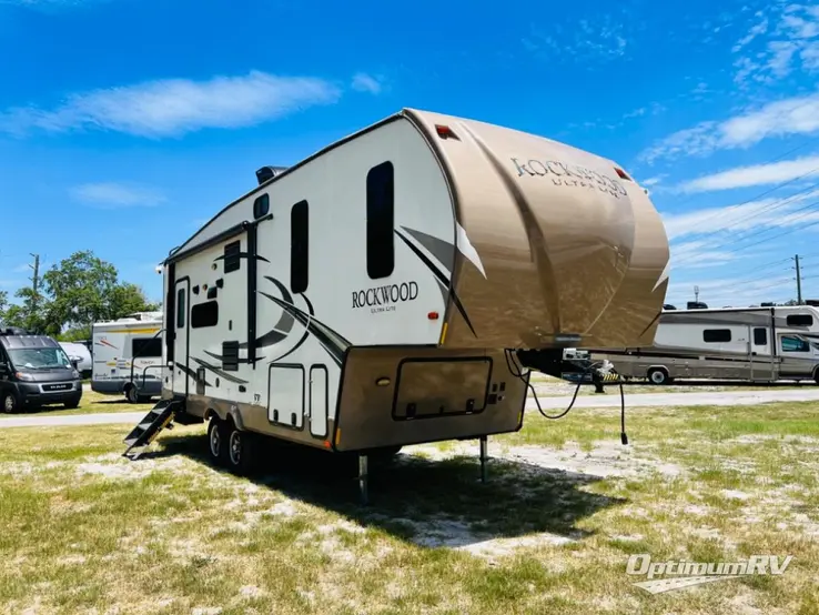 2018 Forest River Rockwood Ultra Lite 2440BS RV Photo 1