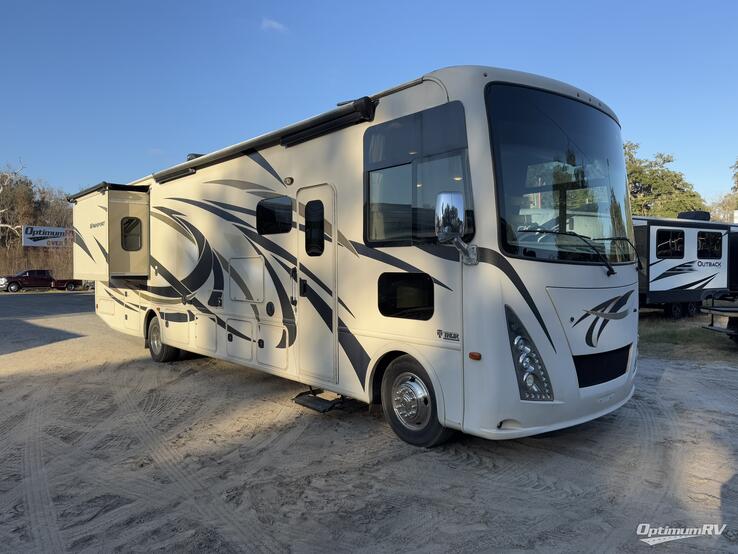 2017 Thor Windsport 35M RV Photo 1