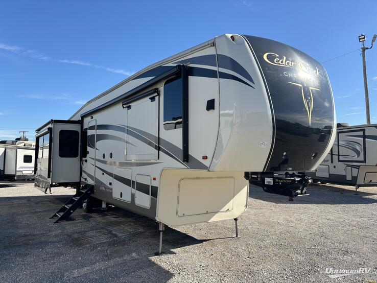 2017 NuWa Champagne M-38ERK RV Photo 1