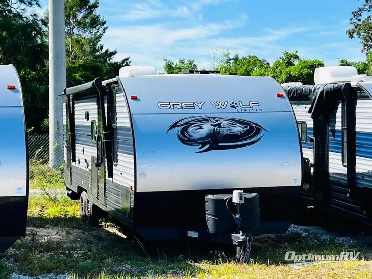 2022 Forest River Cherokee Grey Wolf 26DBH RV Photo 1