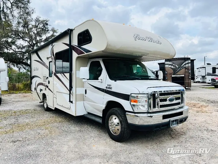 2017 Thor Four Winds 26B RV Photo 1