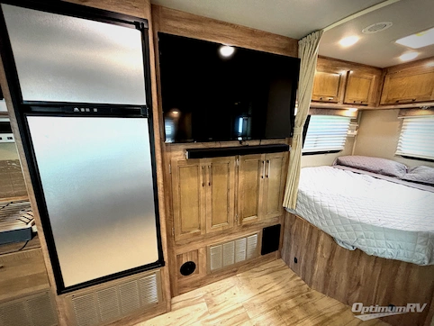 2019 Entegra Odyssey 25R RV Photo 3