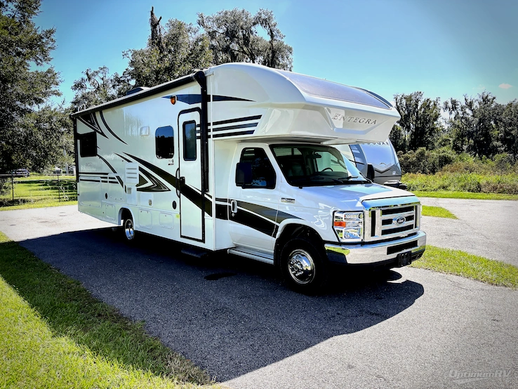 2019 Entegra Odyssey 25R RV Photo 1