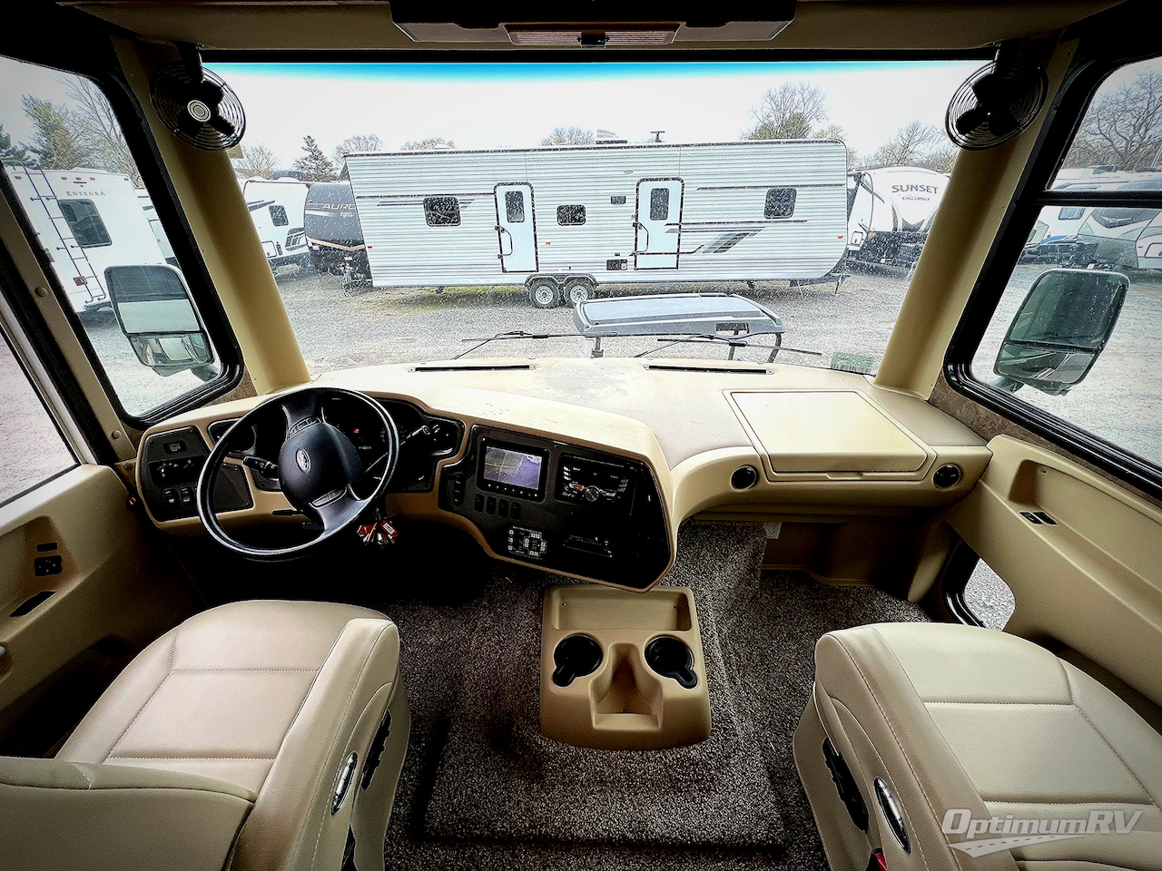 2015 Tiffin Allegro 36 LA Photo 2