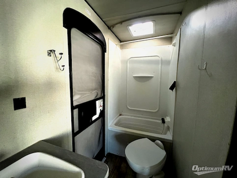 2022 Keystone Hideout 272BH RV Photo 3