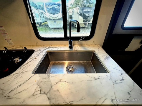 2022 Keystone Bullet Crossfire 1850RB RV Photo 3