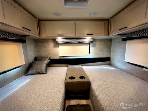 2021 Thor Vegas 24.1 RV Photo 4