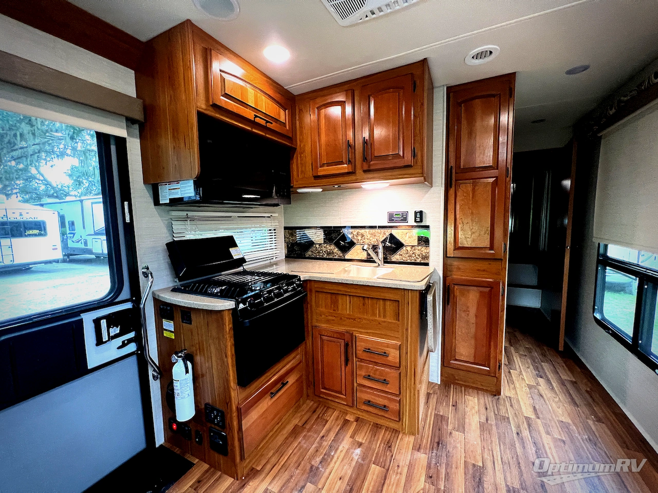 2017 Jayco Greyhawk 31DS Photo 10